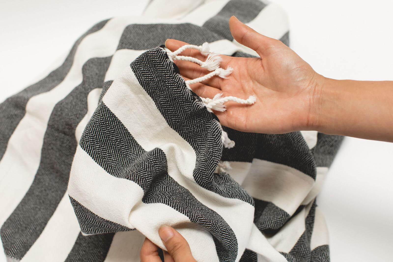 BOLD STRIPED PREMIUM TURKISH TOWEL in color made of 100% Turkish cotton by buldano in Turkey