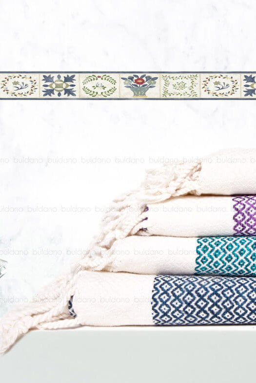 DIAMOND PREMIUM PESHTEMAL in color made of 100% Turkish cotton by buldano in Turkey