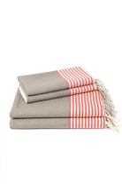 Red / Taupe / Natural