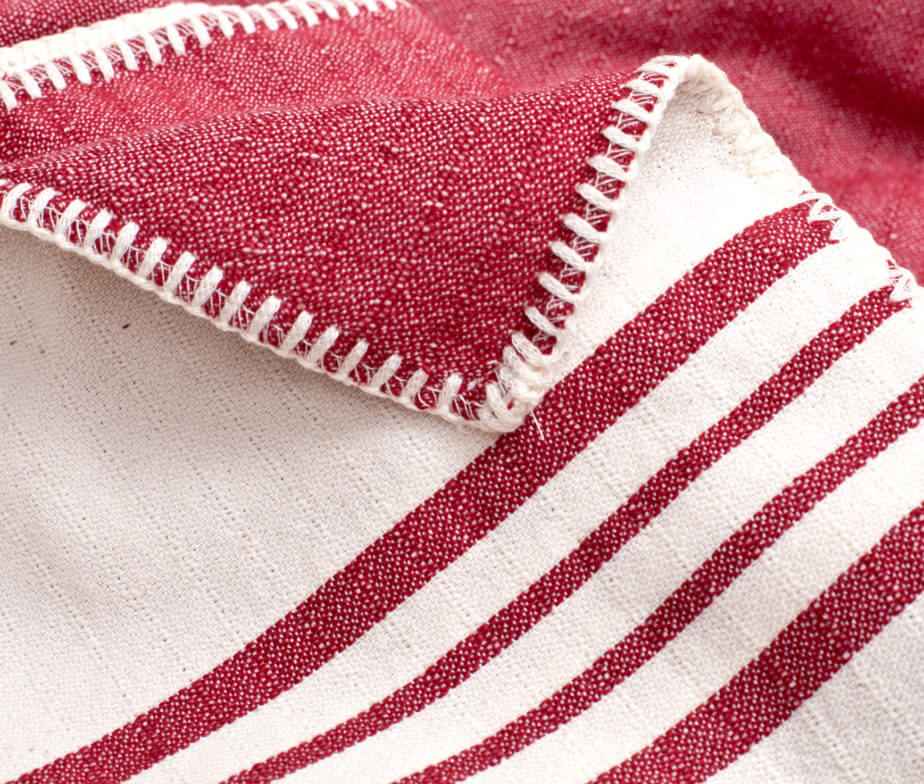 FARMHOUSE DOUBLE SIDED THROW in color made of 100% Turkish cotton Throw by buldano in Turkey