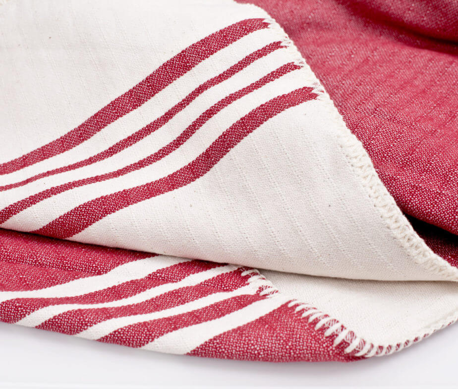 FARMHOUSE DOUBLE SIDED THROW in color made of 100% Turkish cotton Throw by buldano in Turkey